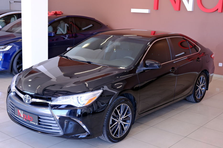 Продам Toyota Camry 2018 года в Одессе