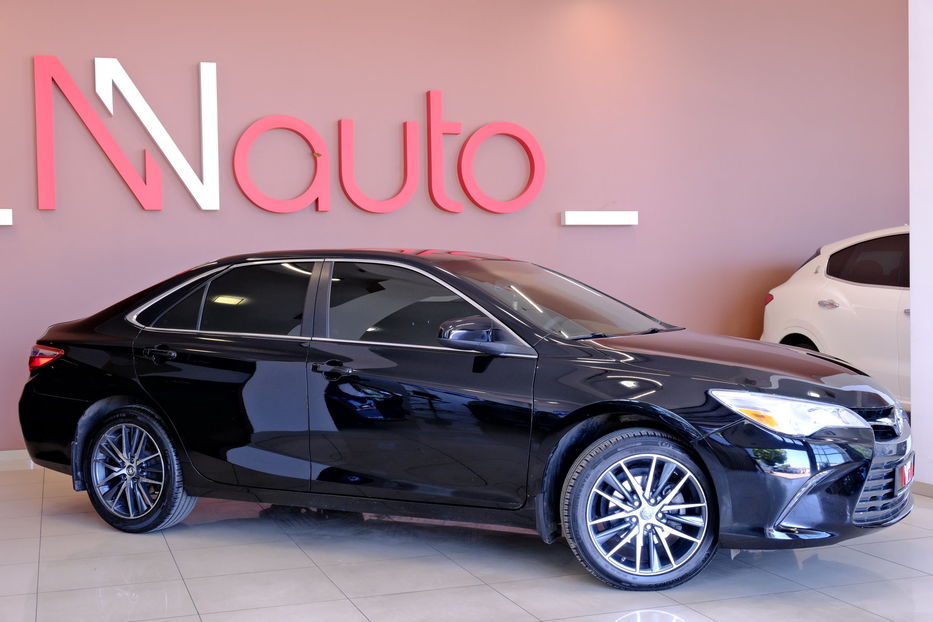Продам Toyota Camry 2018 года в Одессе