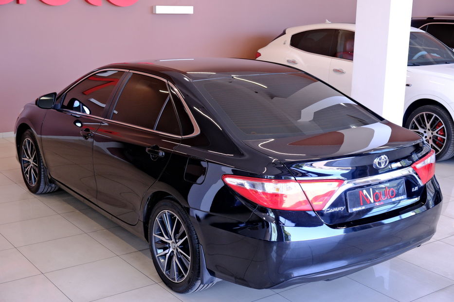 Продам Toyota Camry 2018 года в Одессе