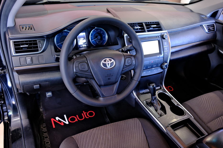 Продам Toyota Camry 2018 года в Одессе