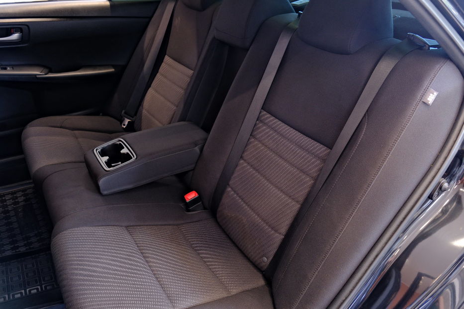 Продам Toyota Camry 2018 года в Одессе