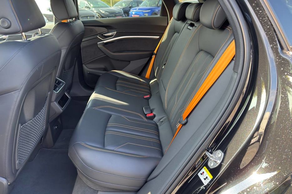Продам Audi E-Tron 95квт  Black EDITION 2023 года в Львове