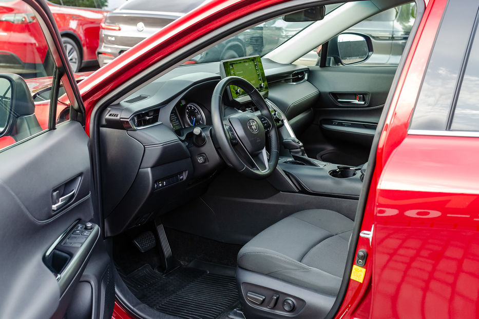 Продам Toyota Venza Hybrid 2021 года в Киеве