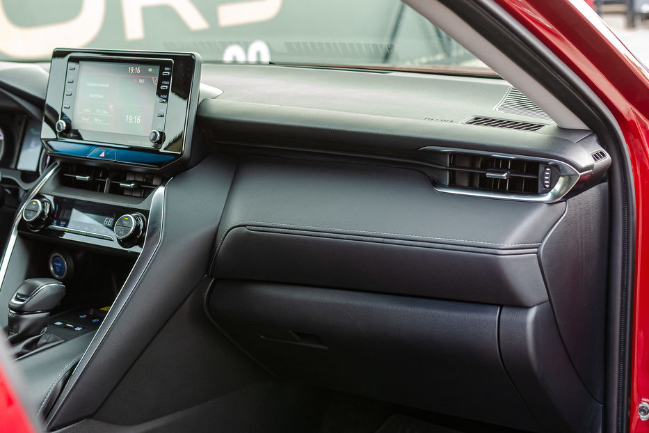 Продам Toyota Venza Hybrid 2021 года в Киеве