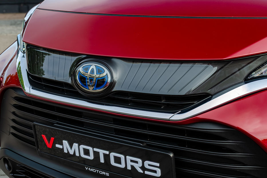 Продам Toyota Venza Hybrid 2021 года в Киеве