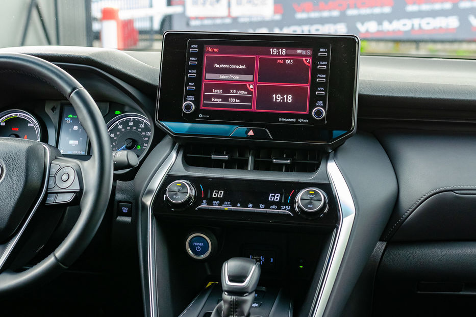 Продам Toyota Venza Hybrid 2021 года в Киеве