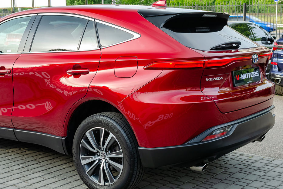 Продам Toyota Venza Hybrid 2021 года в Киеве