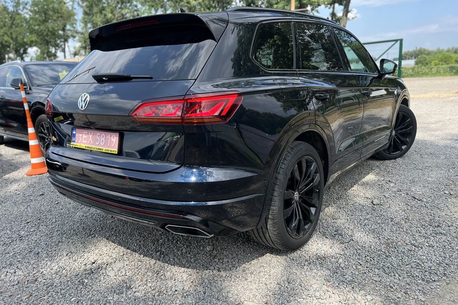 Продам Volkswagen Touareg R-Line 4.0TDI 310Kw 2019 года в г. Умань, Черкасская область