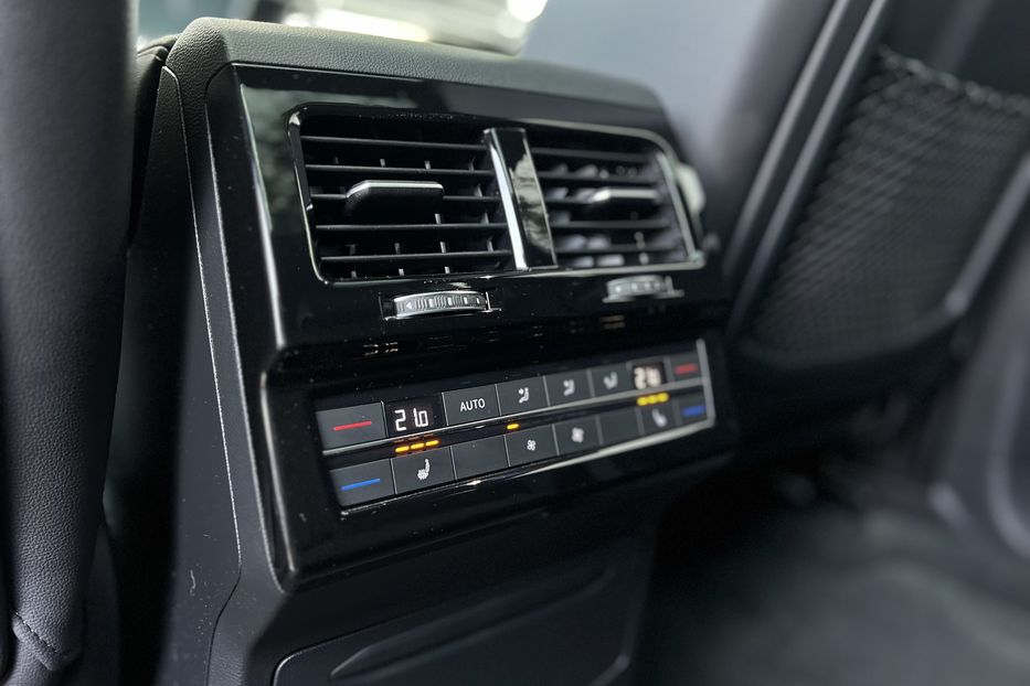 Продам Volkswagen Touareg R-Line 4.0TDI 310Kw 2019 года в г. Умань, Черкасская область