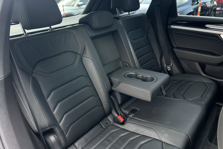 Продам Volkswagen Touareg R-Line 4.0TDI 310Kw 2019 года в г. Умань, Черкасская область