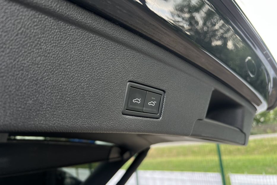Продам Volkswagen Touareg R-Line 4.0TDI 310Kw 2019 года в г. Умань, Черкасская область