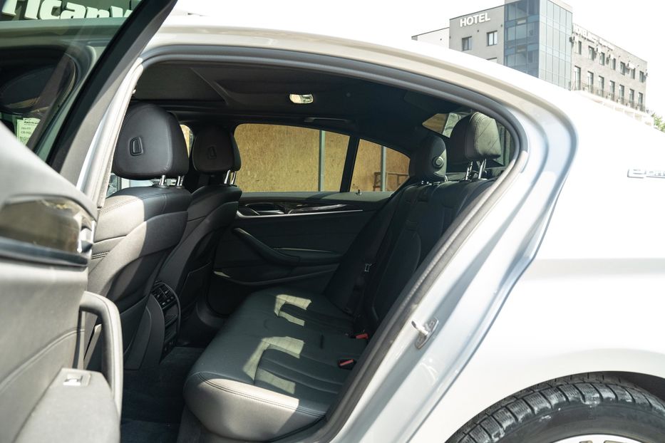 Продам BMW 530 E 2018 года в Черновцах
