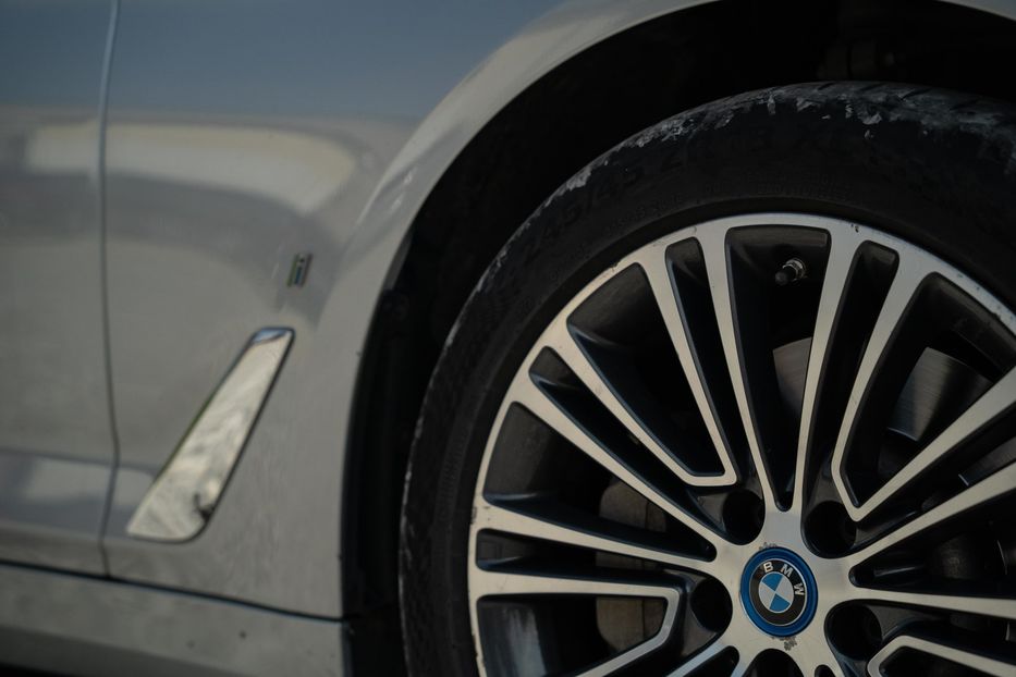 Продам BMW 530 E 2018 года в Черновцах