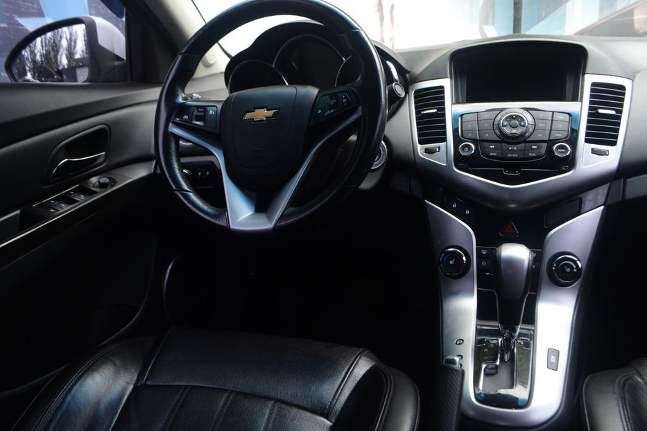 Продам Chevrolet Cruze 2011 года в Киеве
