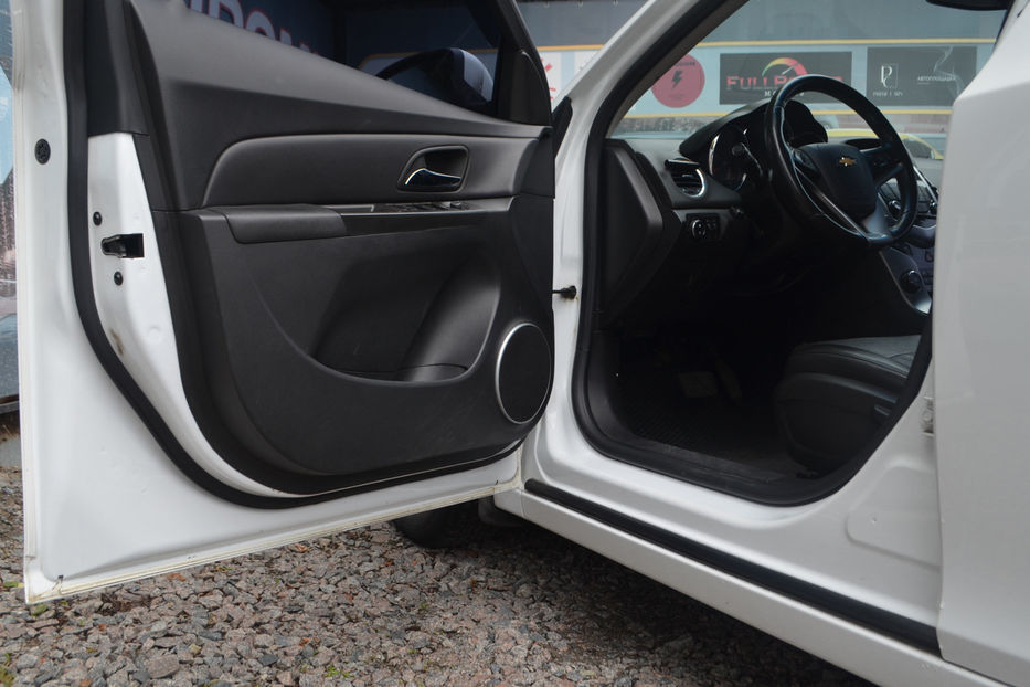 Продам Chevrolet Cruze 2011 года в Киеве