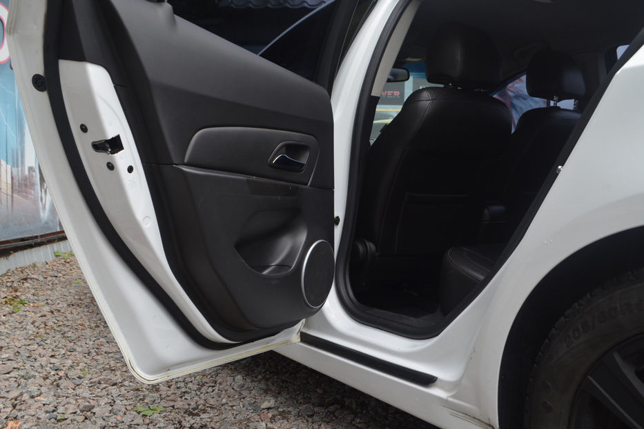 Продам Chevrolet Cruze 2011 года в Киеве