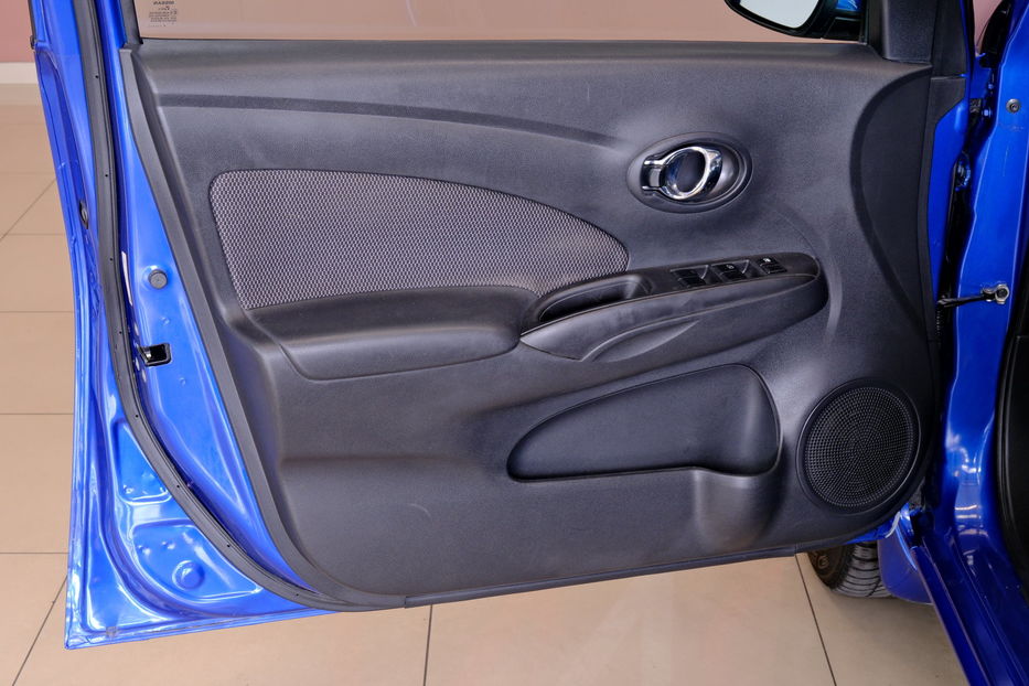 Продам Nissan Versa 2017 года в Одессе