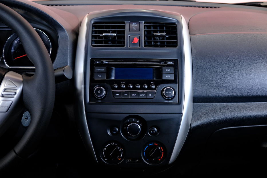 Продам Nissan Versa 2017 года в Одессе