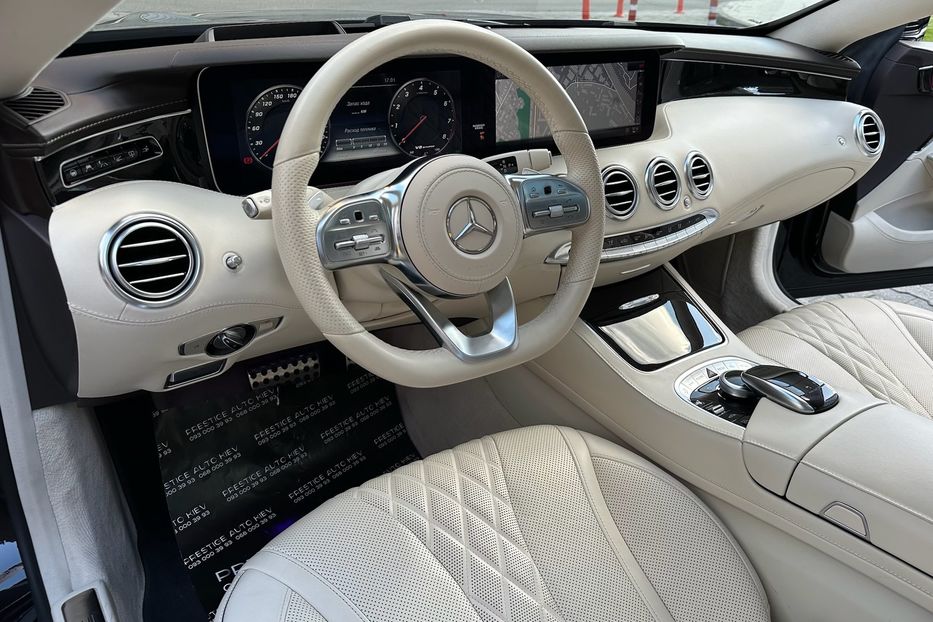 Продам Mercedes-Benz S-Class S560 COUPE 2019 года в Киеве
