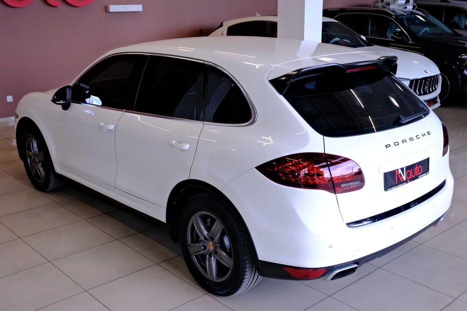 Продам Porsche Cayenne Hybrid 2012 года в Одессе