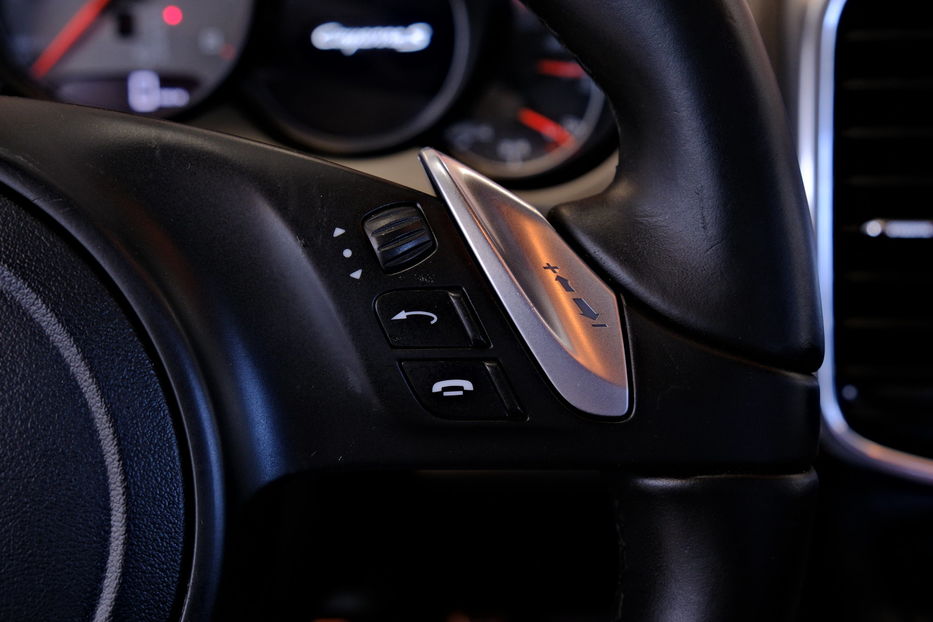 Продам Porsche Cayenne Hybrid 2012 года в Одессе