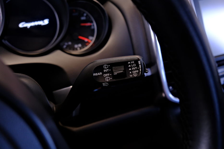 Продам Porsche Cayenne Hybrid 2012 года в Одессе
