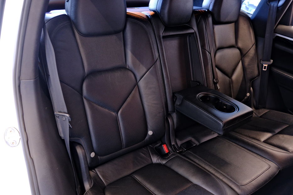 Продам Porsche Cayenne Hybrid 2012 года в Одессе