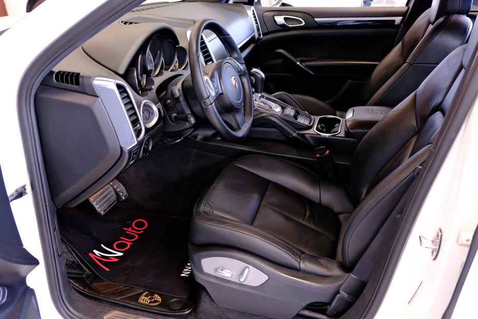 Продам Porsche Cayenne Hybrid 2012 года в Одессе