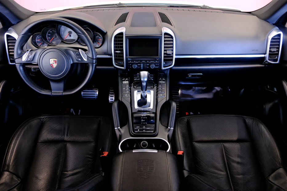 Продам Porsche Cayenne Hybrid 2012 года в Одессе