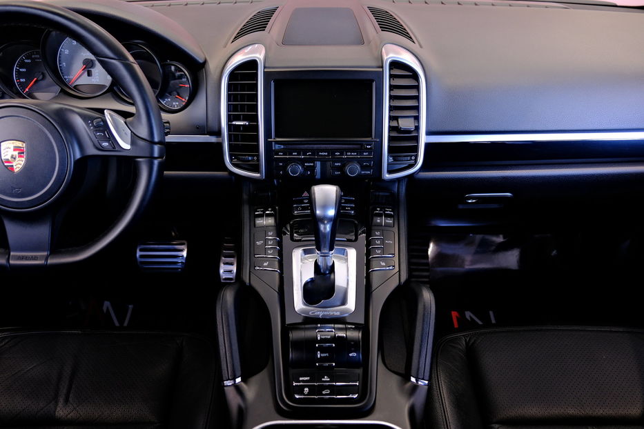 Продам Porsche Cayenne Hybrid 2012 года в Одессе
