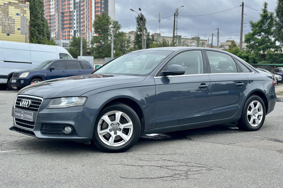 Продам Audi A4 2008 года в Киеве