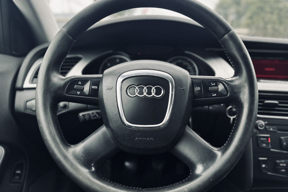 Продам Audi A4 2008 года в Киеве