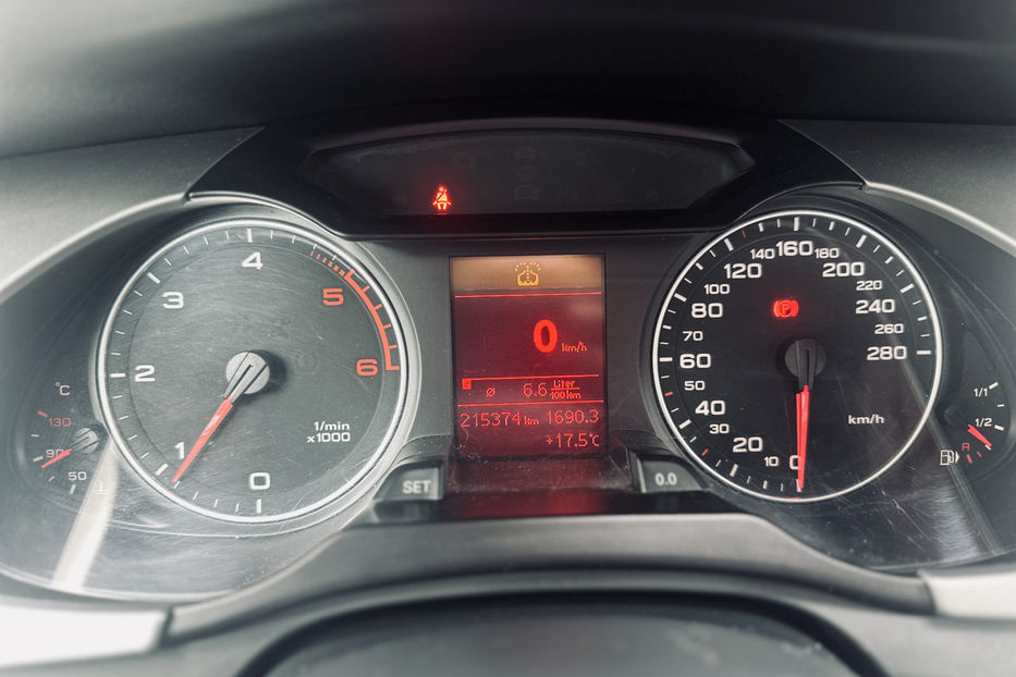 Продам Audi A4 2008 года в Киеве