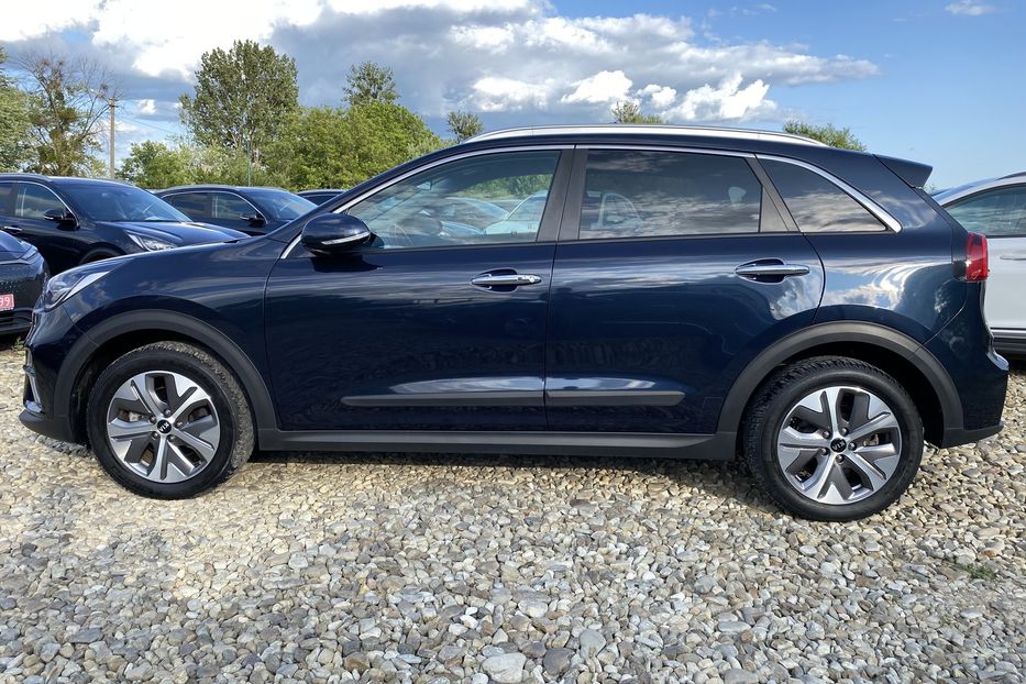 Продам Kia Niro 64kWhМакс.комплектаціяPrestige 2020 года в Львове