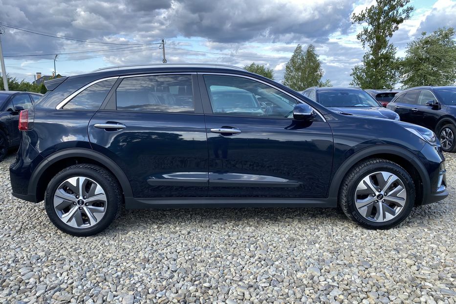 Продам Kia Niro 64kWhМакс.комплектаціяPrestige 2020 года в Львове