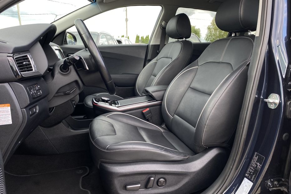 Продам Kia Niro 64kWhМакс.комплектаціяPrestige 2020 года в Львове
