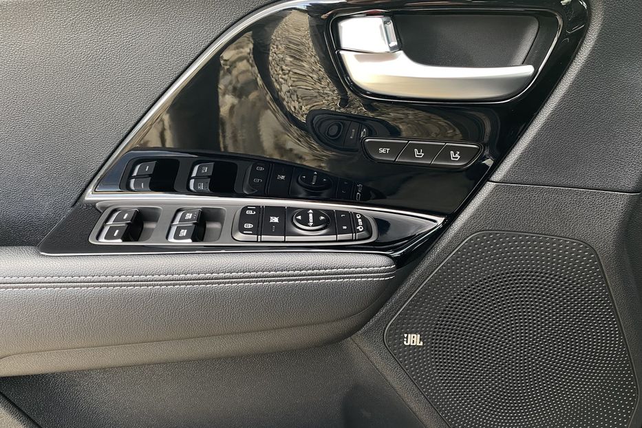 Продам Kia Niro 64kWhМакс.комплектаціяPrestige 2020 года в Львове