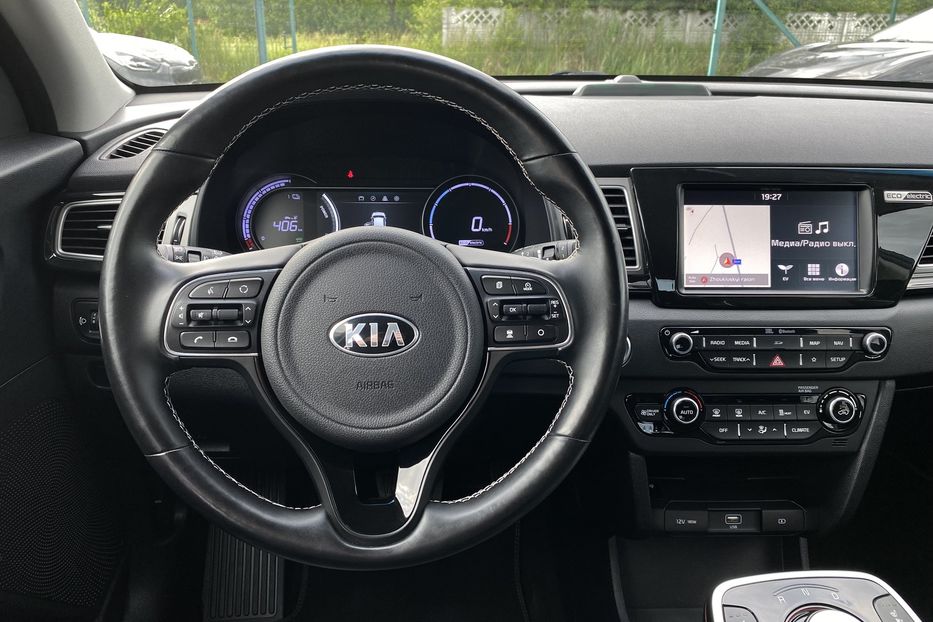 Продам Kia Niro 64kWhМакс.комплектаціяPrestige 2020 года в Львове