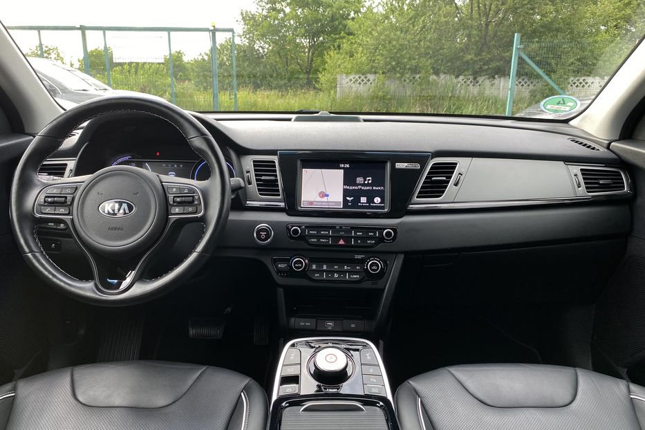 Продам Kia Niro 64kWhМакс.комплектаціяPrestige 2020 года в Львове