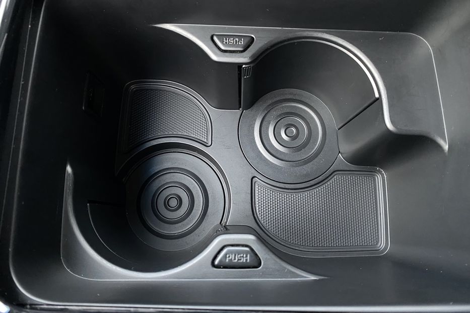 Продам Kia Niro 64kWhМакс.комплектаціяPrestige 2020 года в Львове