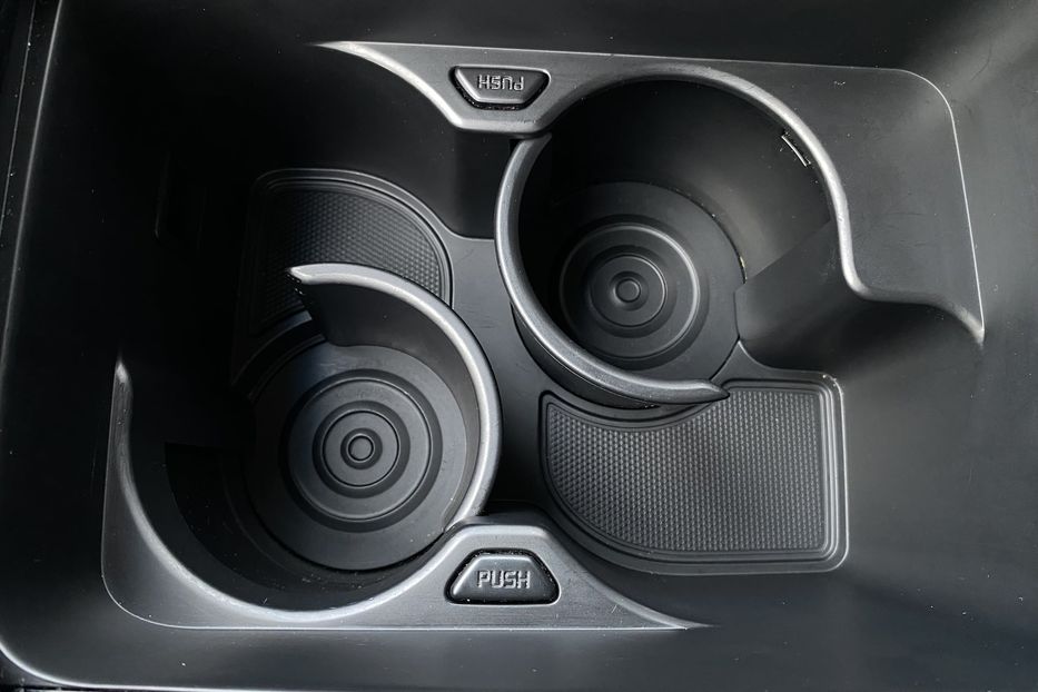Продам Kia Niro 64kWhМакс.комплектаціяPrestige 2020 года в Львове