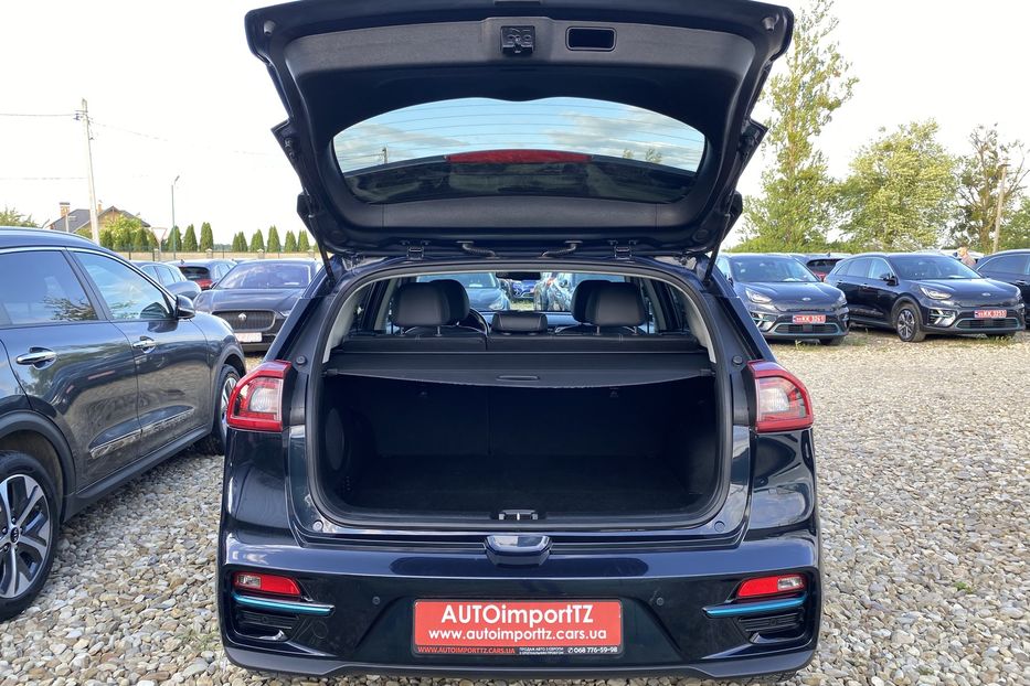 Продам Kia Niro 64kWhМакс.комплектаціяPrestige 2020 года в Львове