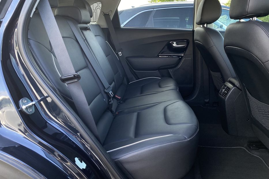 Продам Kia Niro 64kWhМакс.комплектаціяPrestige 2020 года в Львове