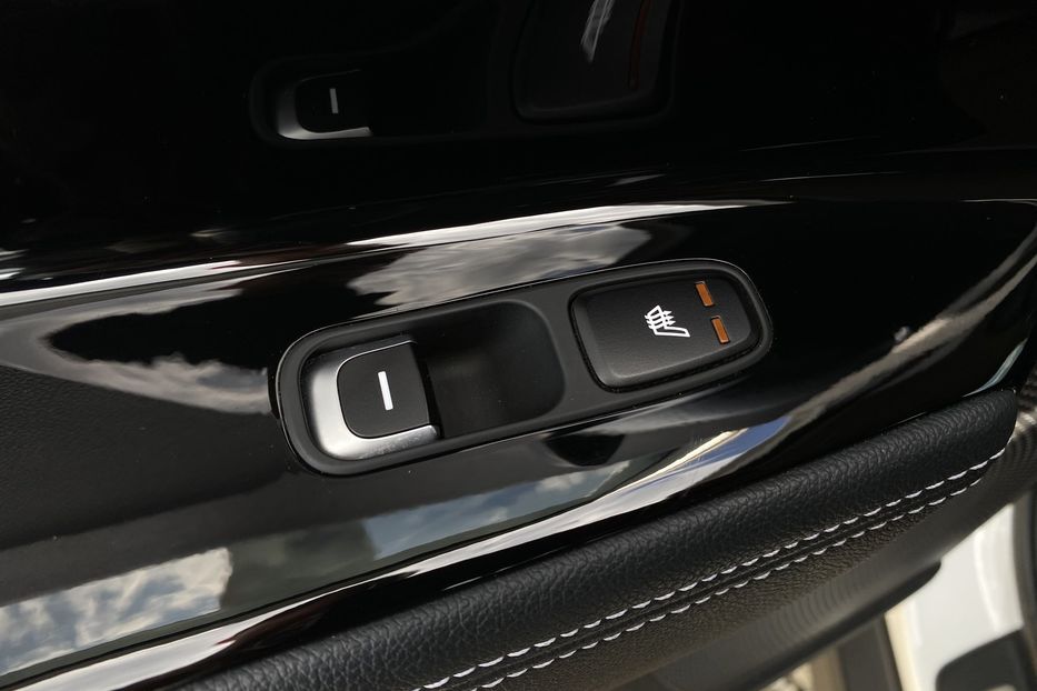 Продам Kia Niro 64 kWh Макс. комплектація 2021 года в Львове