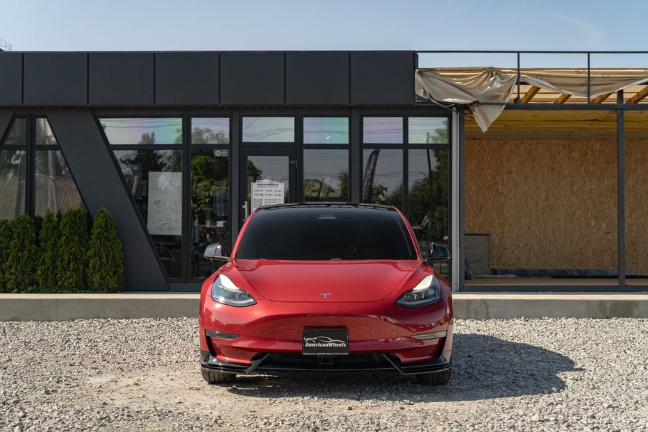 Продам Tesla Model 3 Long Range Dual Motor 2021 года в Черновцах