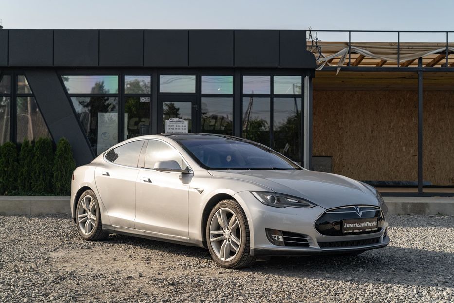 Продам Tesla Model S Signature 2012 года в Черновцах
