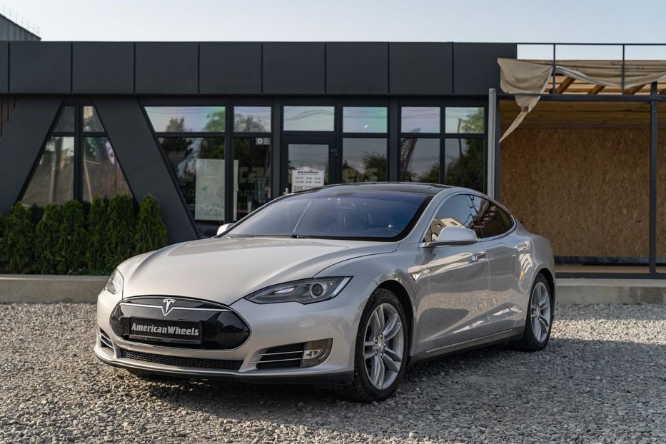 Продам Tesla Model S Signature 2012 года в Черновцах