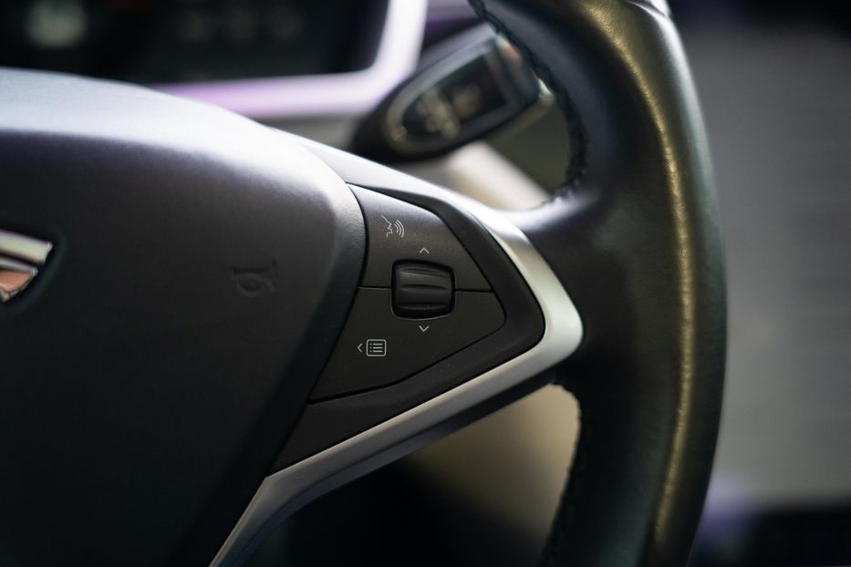 Продам Tesla Model S Signature 2012 года в Черновцах