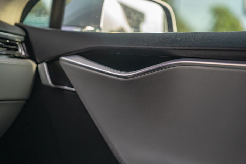 Продам Tesla Model S Signature 2012 года в Черновцах