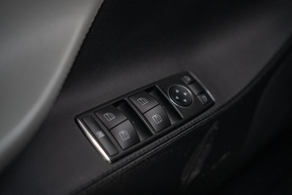 Продам Tesla Model S Signature 2012 года в Черновцах